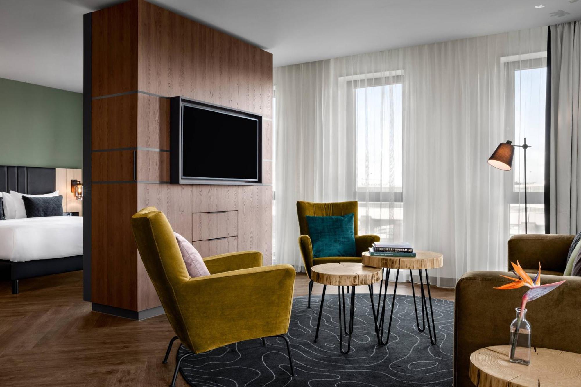 Renaissance Amsterdam Schiphol Airport Hotel Amsterdam Airport Schiphol Bagian luar foto